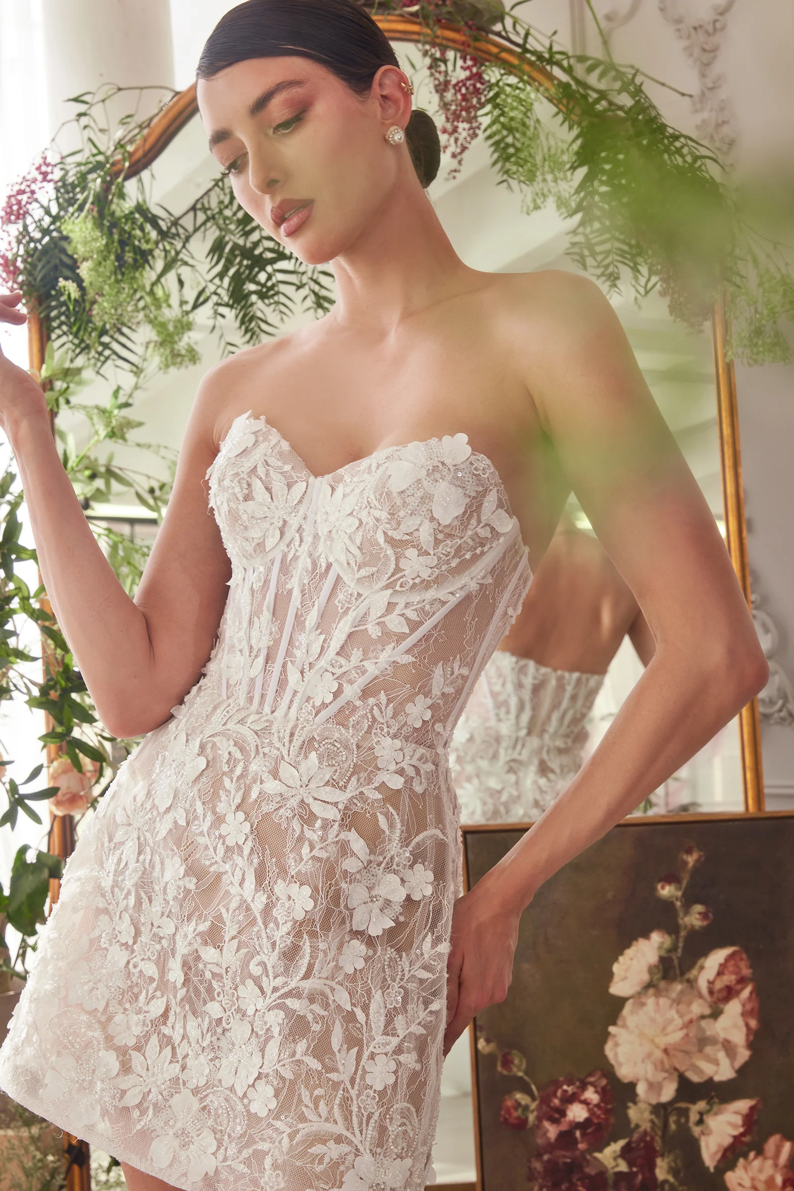 WL084 - STRAPLESS SHORT LACE MIDI WEDDING DRESS - Andrea & Leo